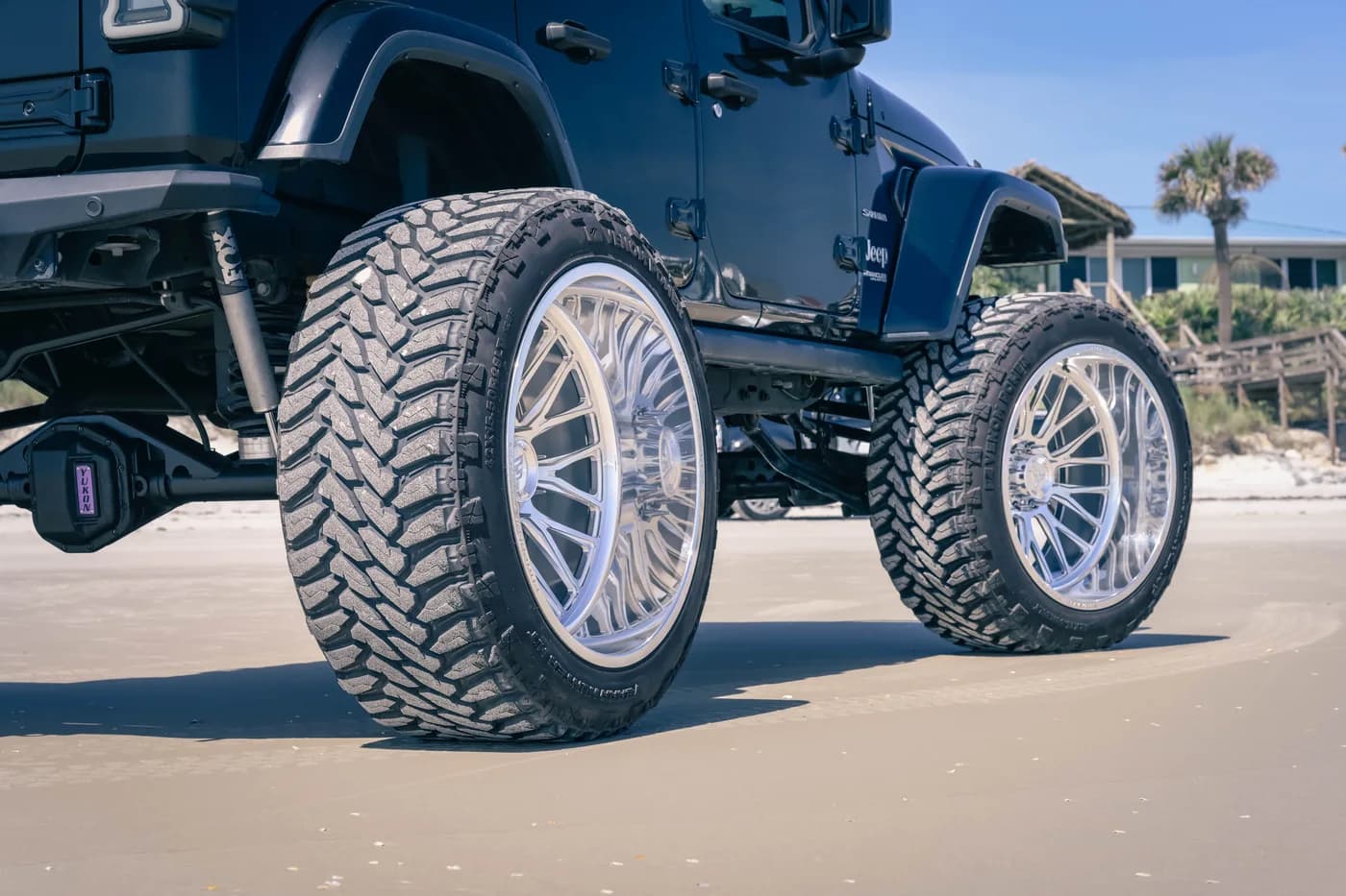 Terra Hunter M/T — Tacos de hombro