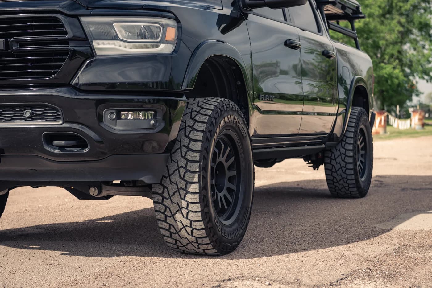 Trail Hunter R/T — Frena con confianza